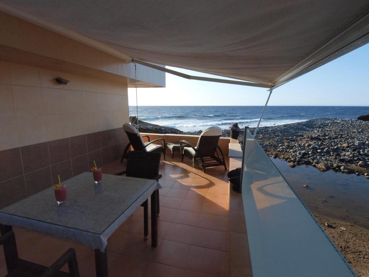 Sunrise Directly At The Sea Apartment La Mareta Exterior photo