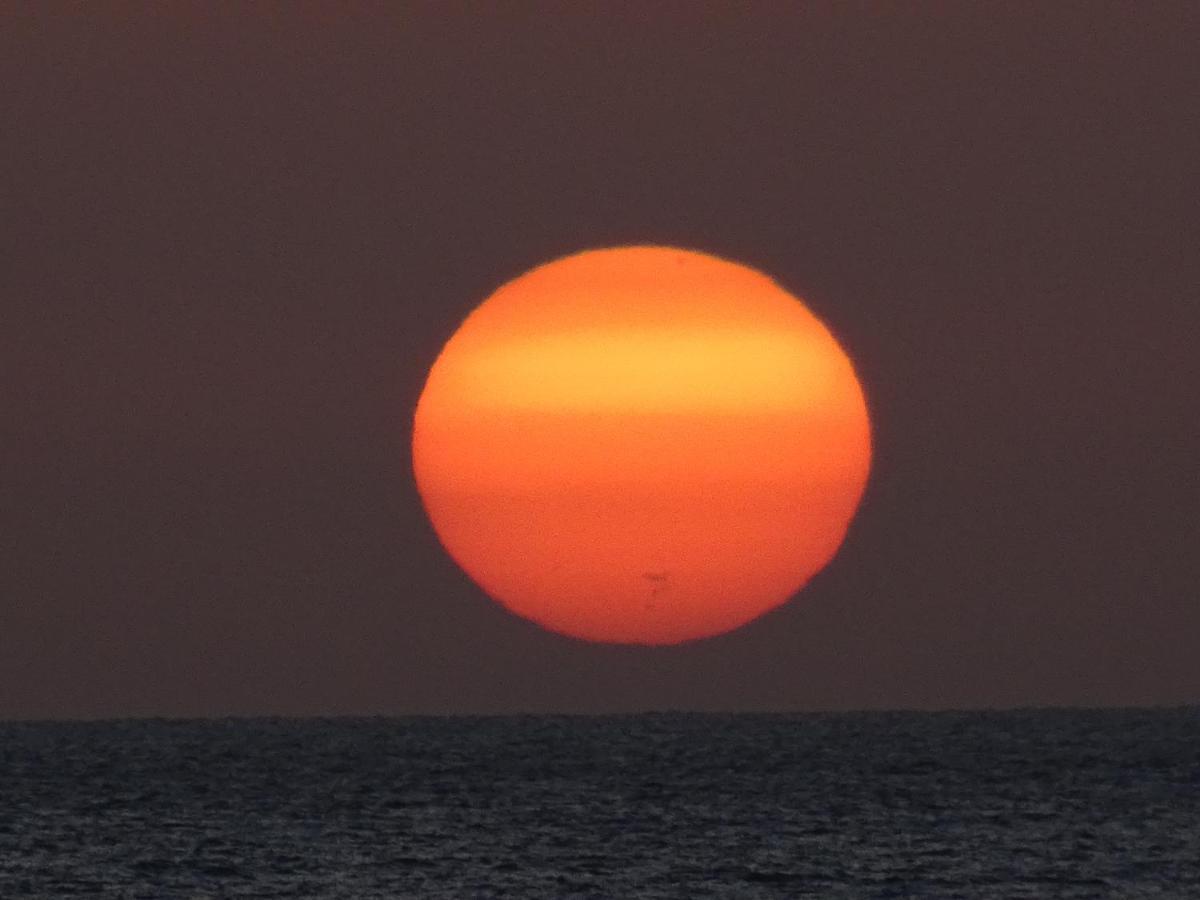 Sunrise Directly At The Sea Apartment La Mareta Exterior photo