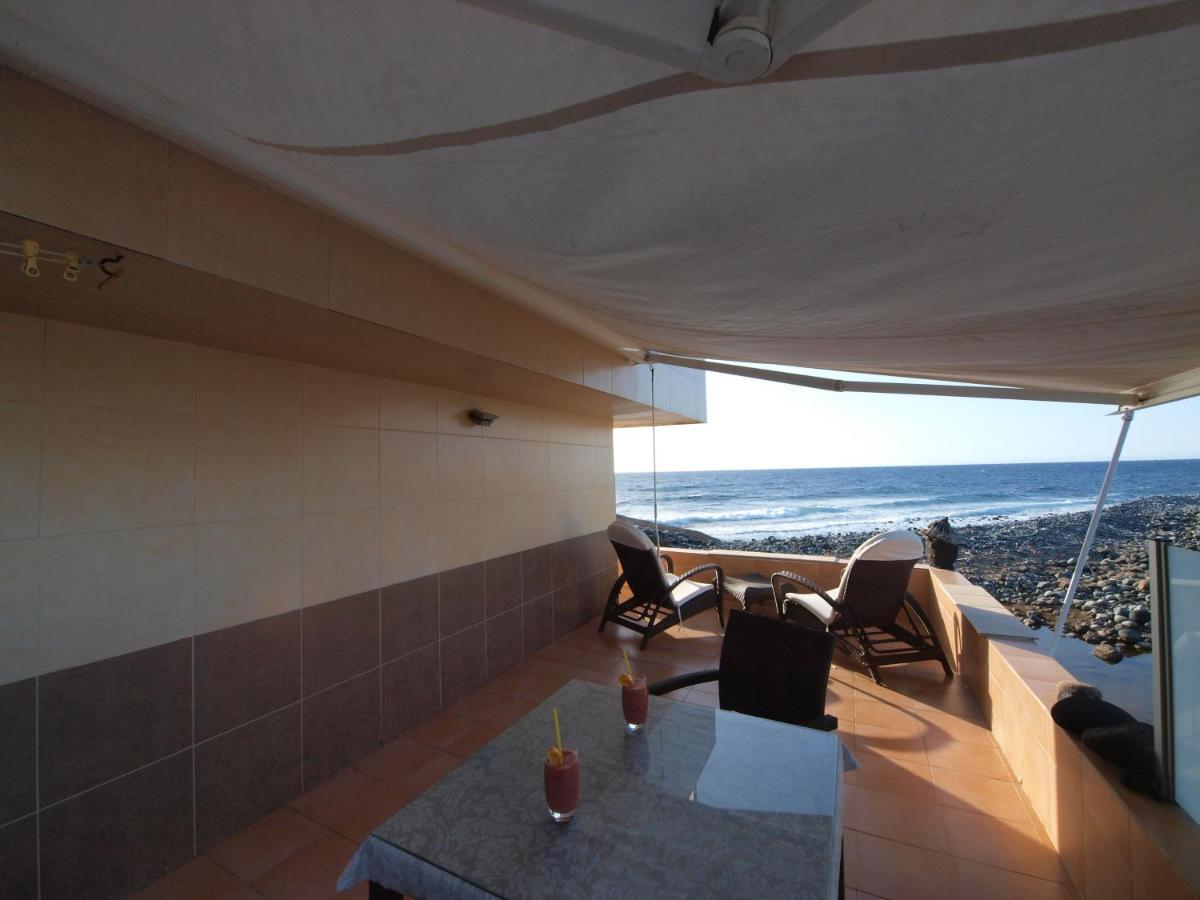 Sunrise Directly At The Sea Apartment La Mareta Exterior photo