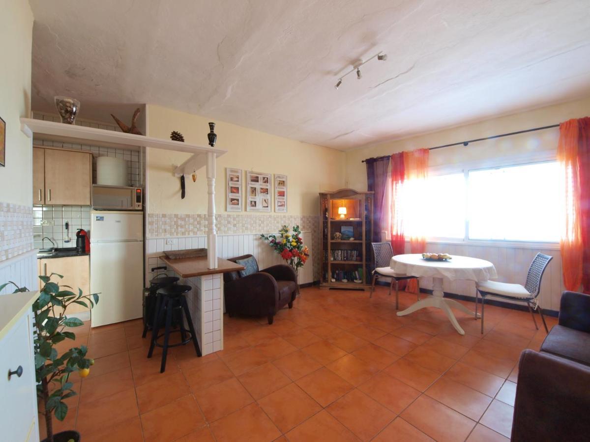 Sunrise Directly At The Sea Apartment La Mareta Exterior photo