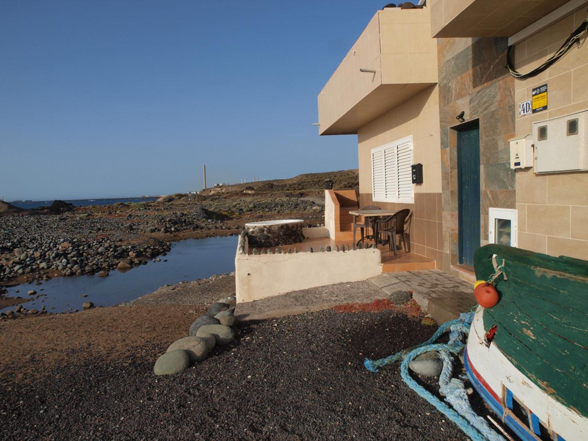 Sunrise Directly At The Sea Apartment La Mareta Exterior photo